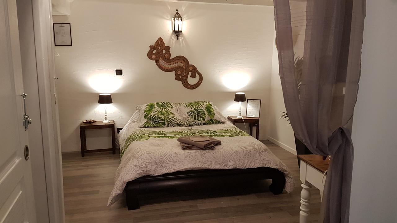 La Belmontaise Bed & Breakfast Beaumont-sur-Sarthe Exterior photo